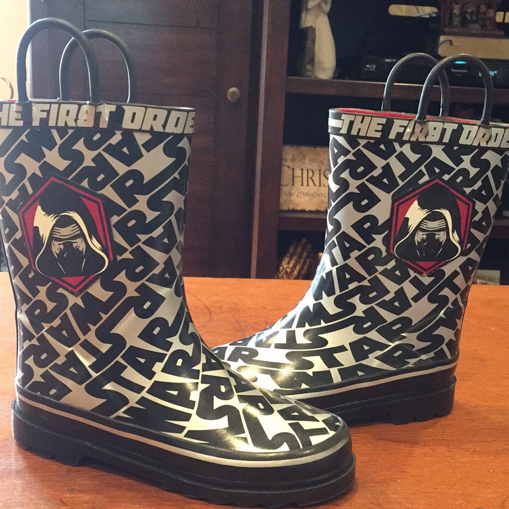 Star Wars rain boots